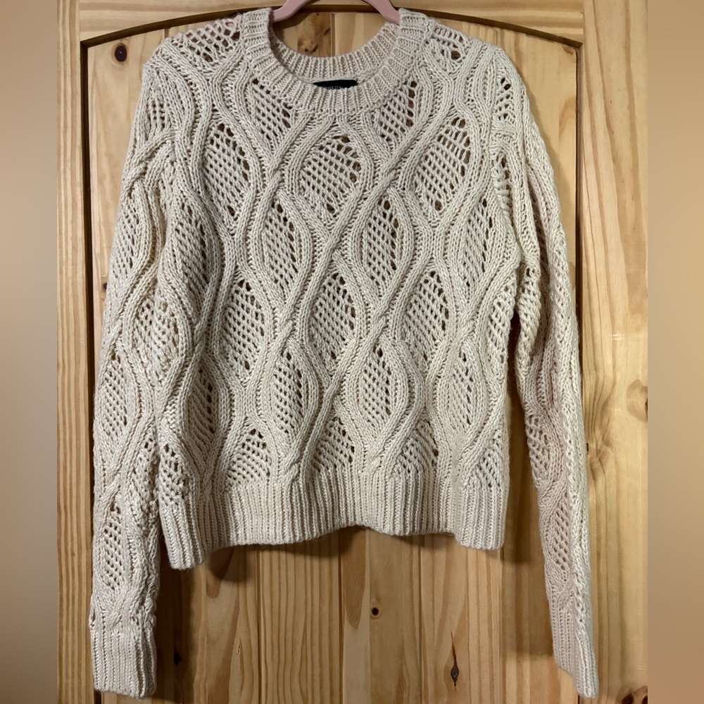 Vintage-Style Cream Ribbed Knit Sweater